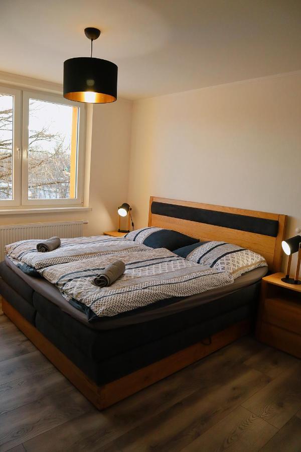 Apartman Lomnicky Stit 塔查斯卡-鲁穆尼卡 外观 照片